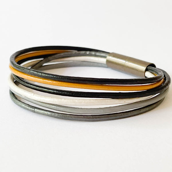 Magnetic Leather Bracelet - Black BLK-7 1/4