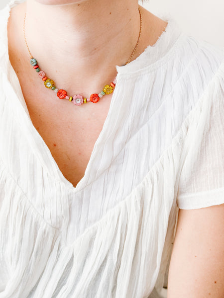 Dainty Flower Field Necklace