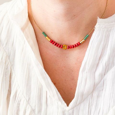Dainty flower necklace with red beads, Dainty Necklace