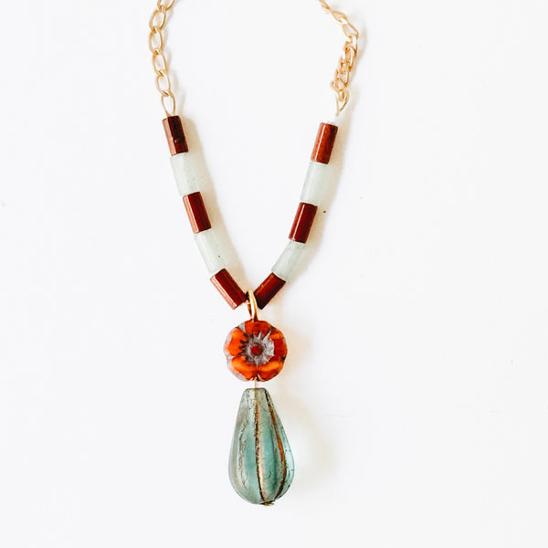 Tiny flower and gemstones necklace