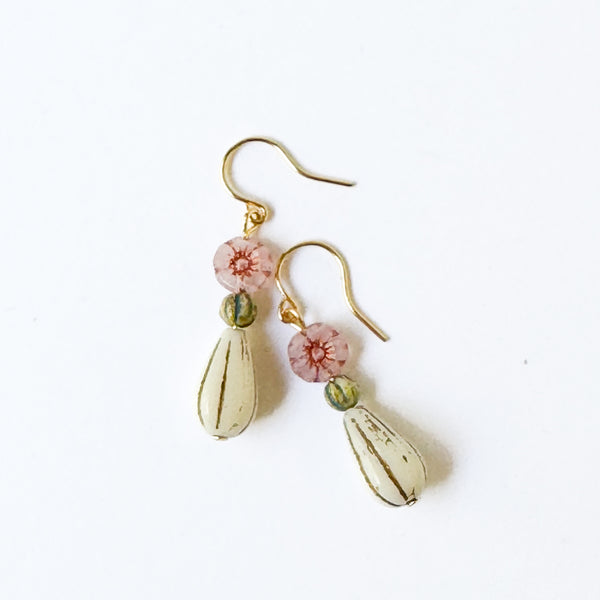 Flower and long Oval bead Earrings