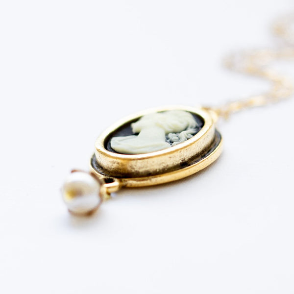 Black Cameo Pendant Necklace