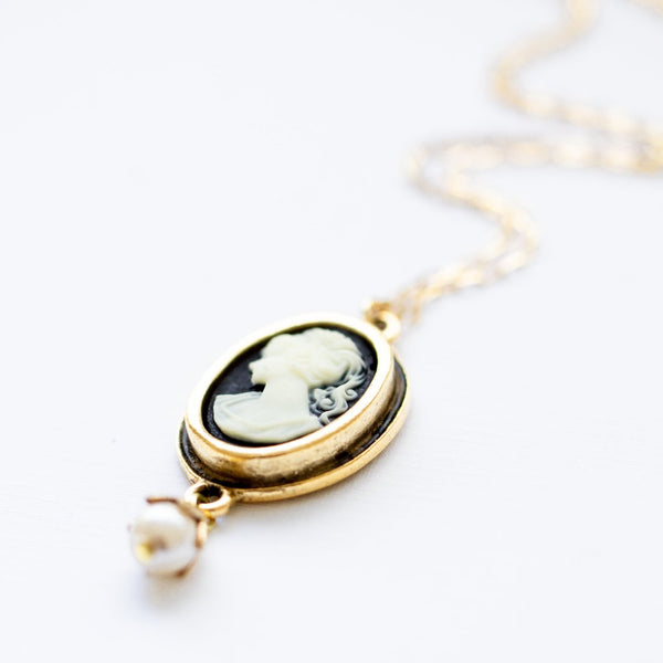 Black Cameo Pendant Necklace