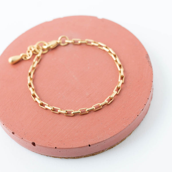 Matte gold chain Bracelet